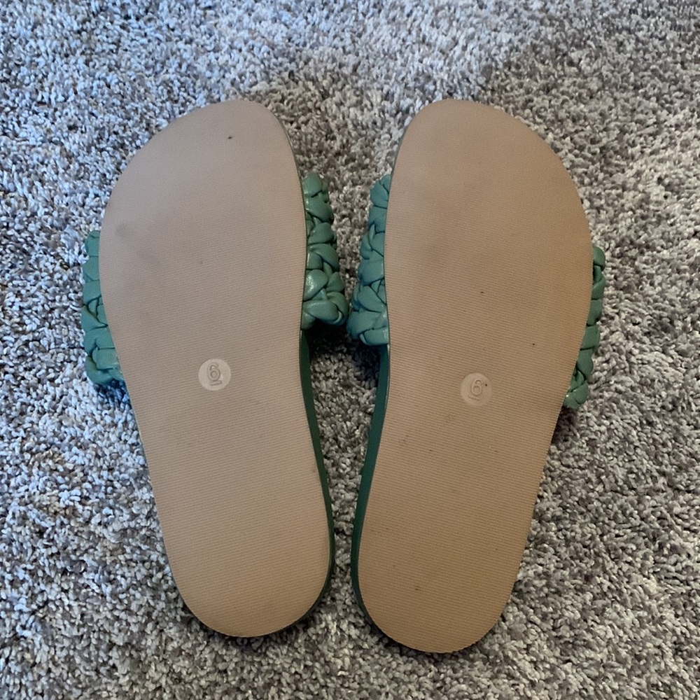 Universal Threads Braided Slide Sandals - Picture 4 of 10